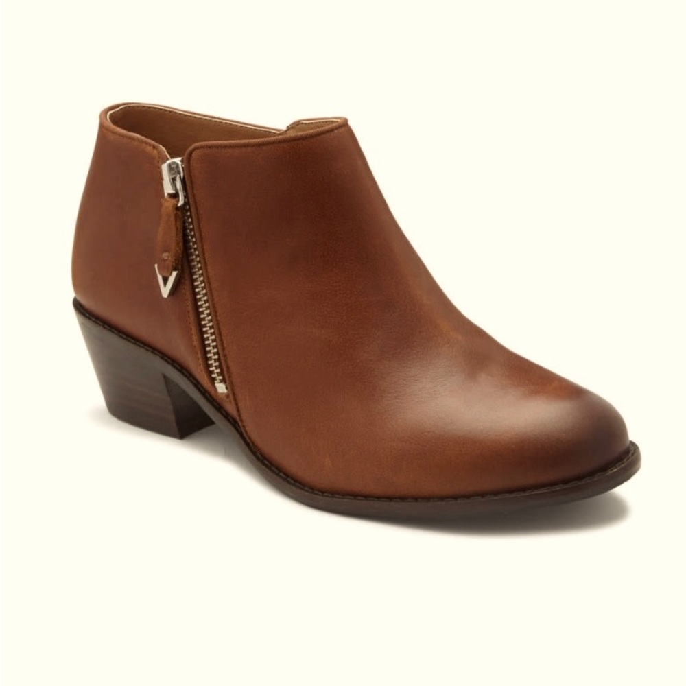 Vionic Joy Jolene Ankle Booties With Side Zipper in Mocha Size 8.5
